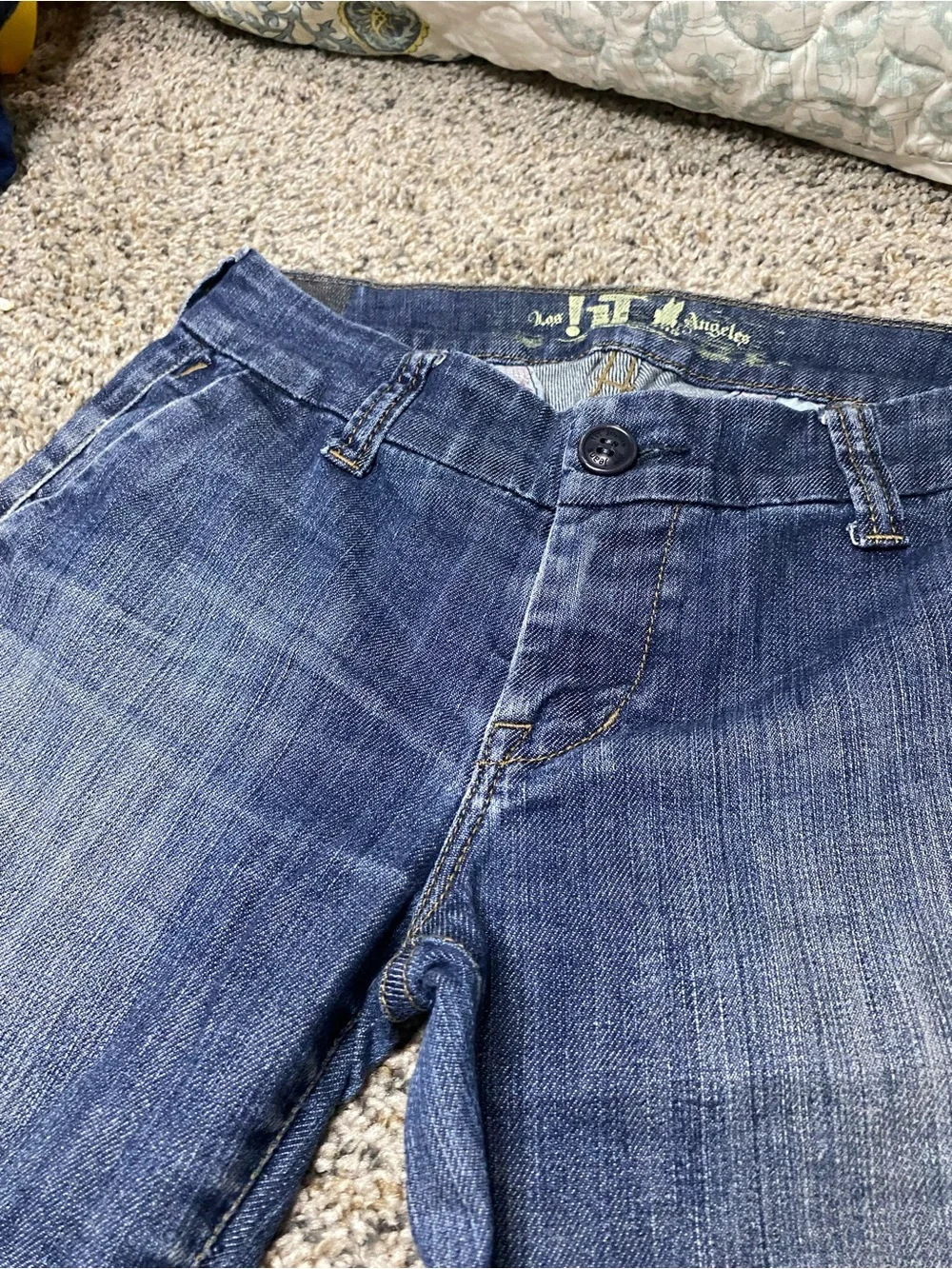 Vintage !iT Jeans Vintage Low Waisted Denim Bermuda Shorts skater Dark Wash Y2K